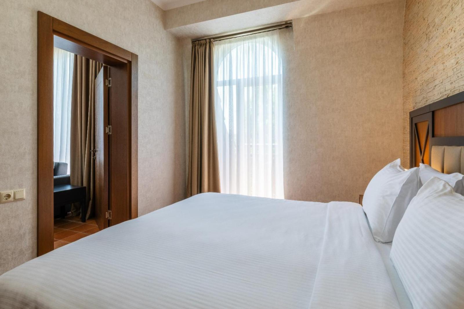 Hotel Chateau Kvirike Boboqvati Экстерьер фото