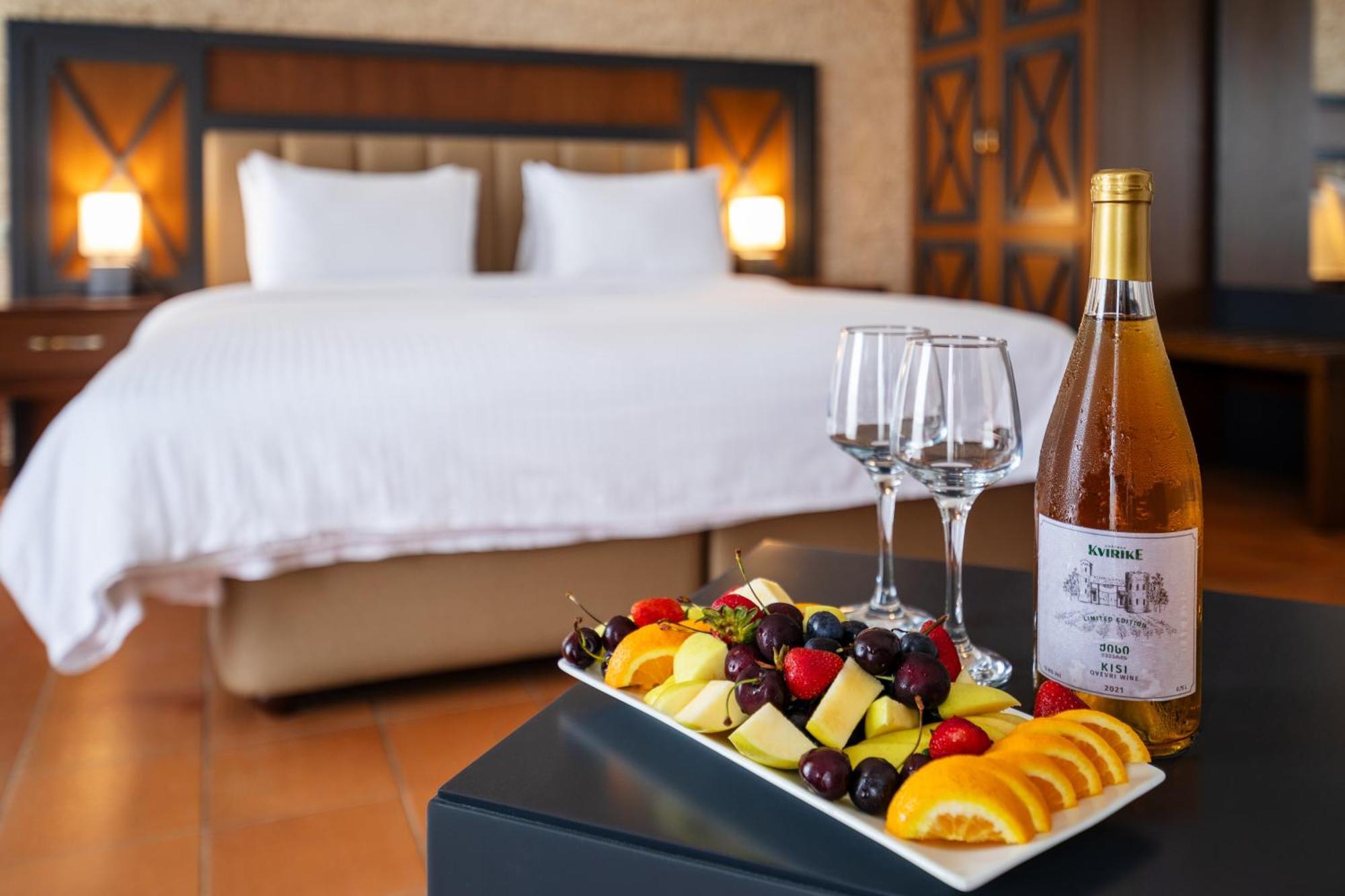 Hotel Chateau Kvirike Boboqvati Экстерьер фото